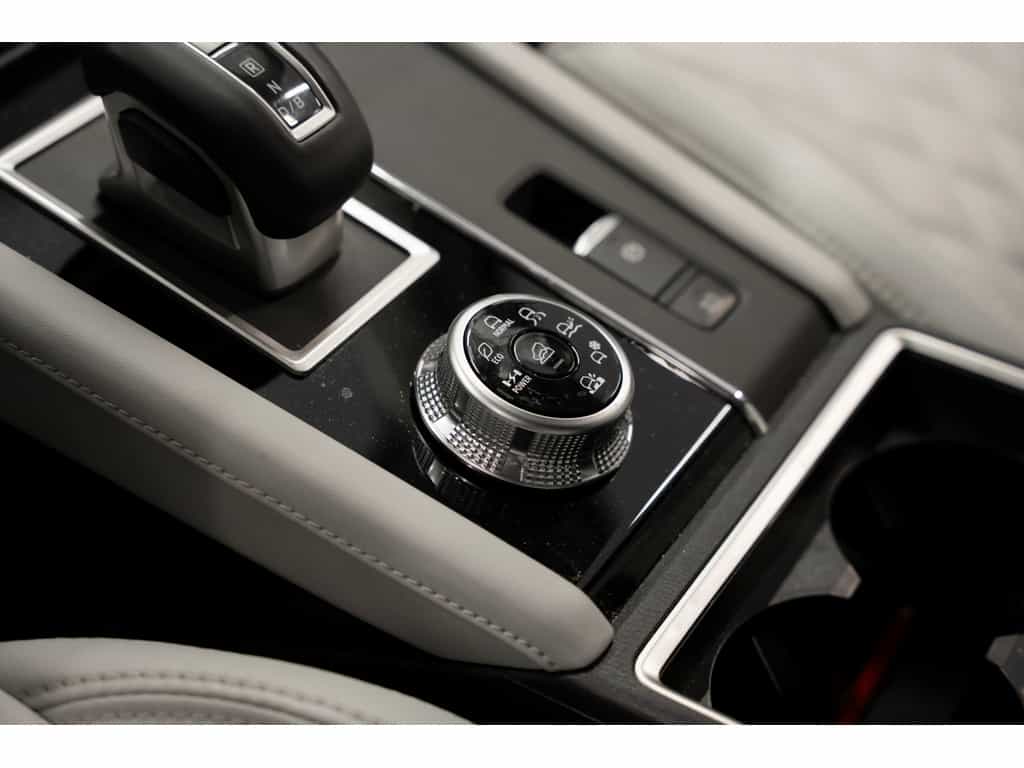 2024 Mitsubishi Outlander PHEV - Image 23