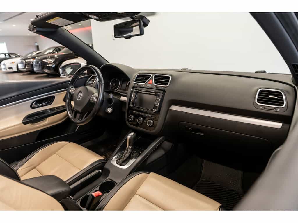 2015 Volkswagen Eos Wolfsburg Edition - Image 6