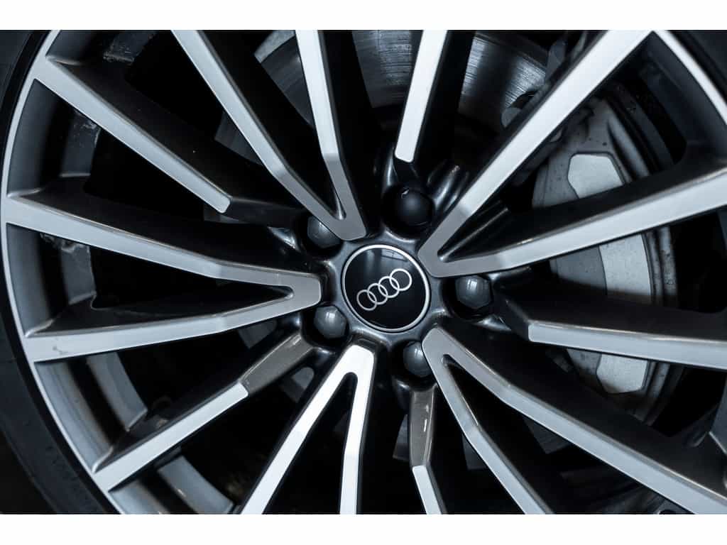 2023 Audi A5 45 Komfort Quattro Toit panoramique - Image 8