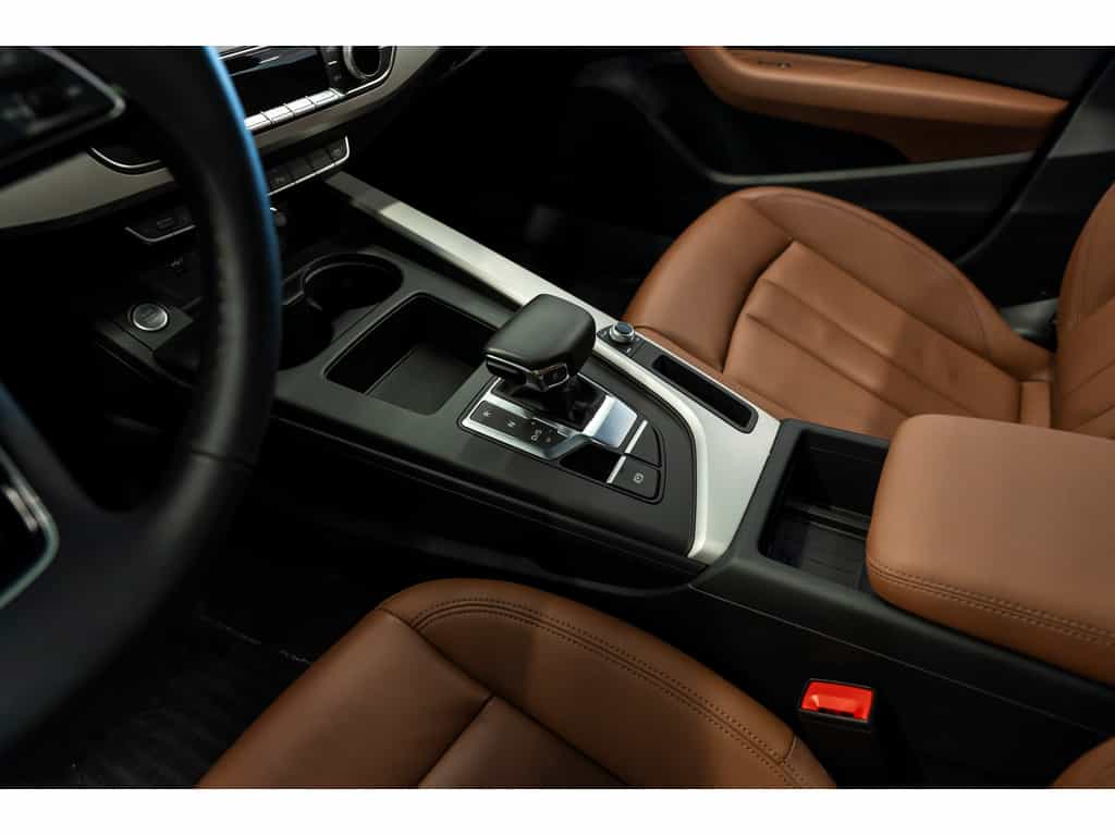 Image 16 Audi A5 45 Komfort Quattro Toit panoramique 2023