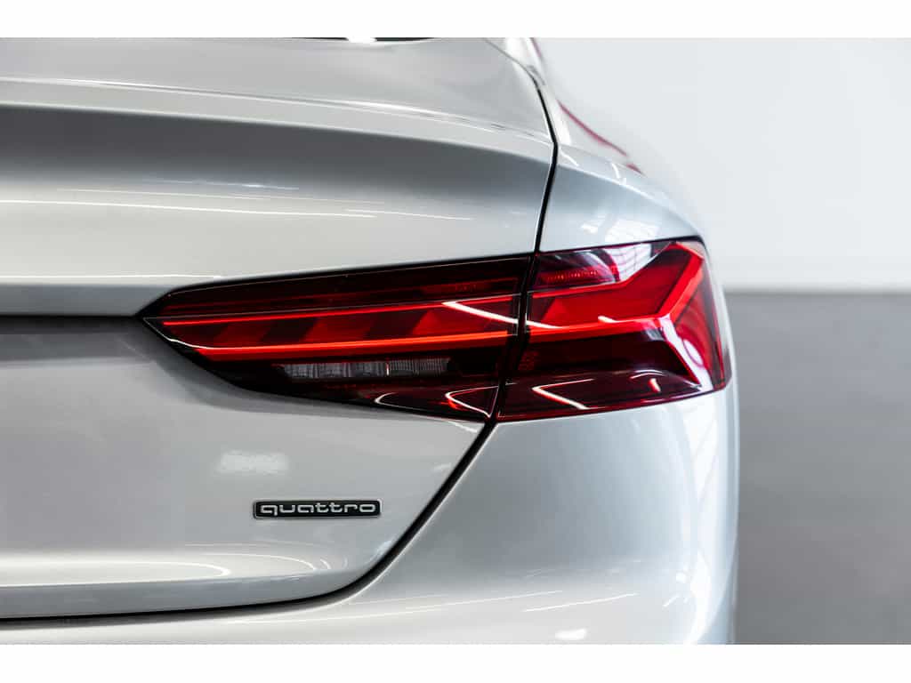 2023 Audi A5 45 Komfort Quattro Toit panoramique - Image 27