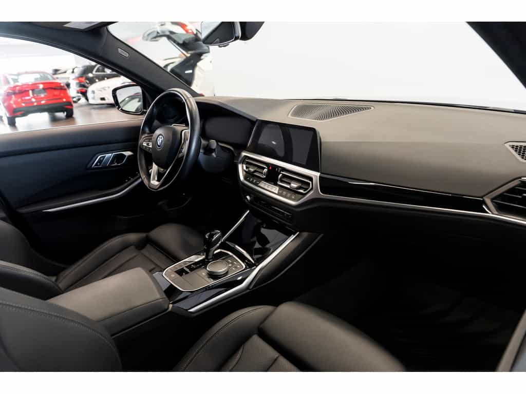 2022 BMW 3 Series 330e - Image 6