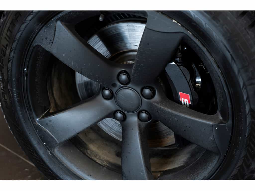 2022 Audi SQ5 Progressiv Black Optics Comfort Interior Pack - Image 8