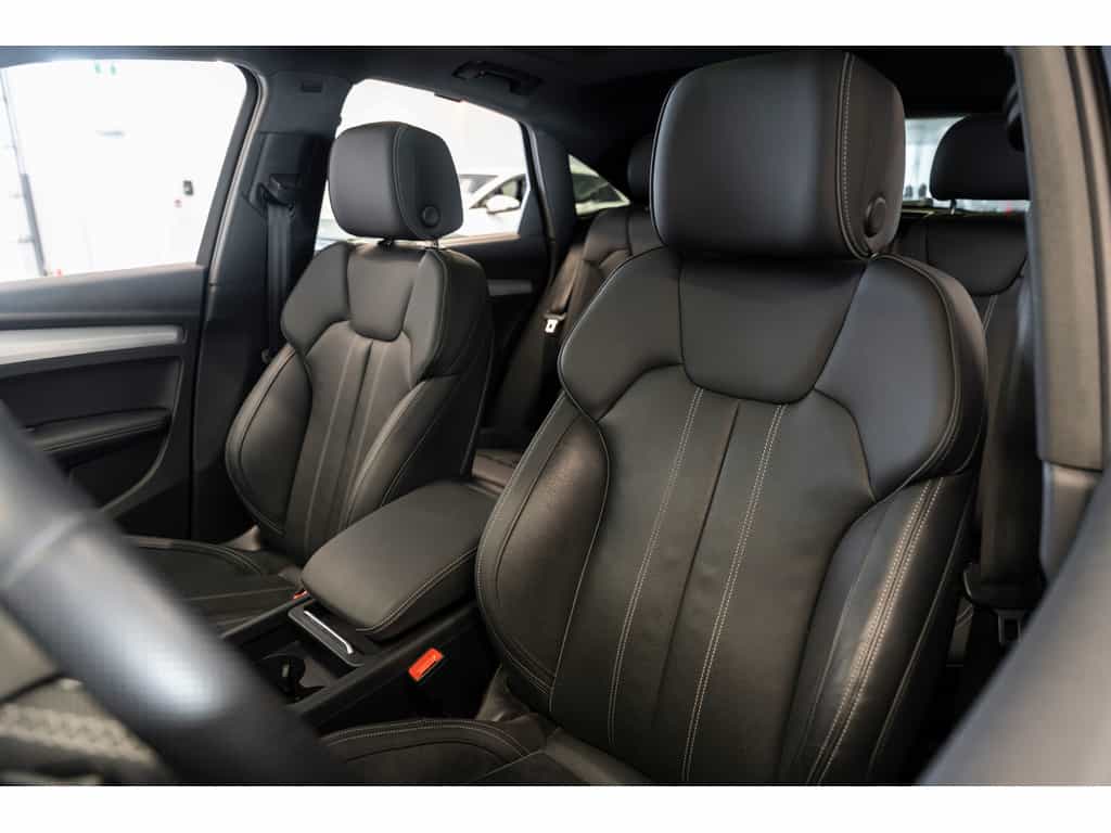 2022 Audi SQ5 Sportback Progressiv Black Optics Comfort Interior Pack - Image 14