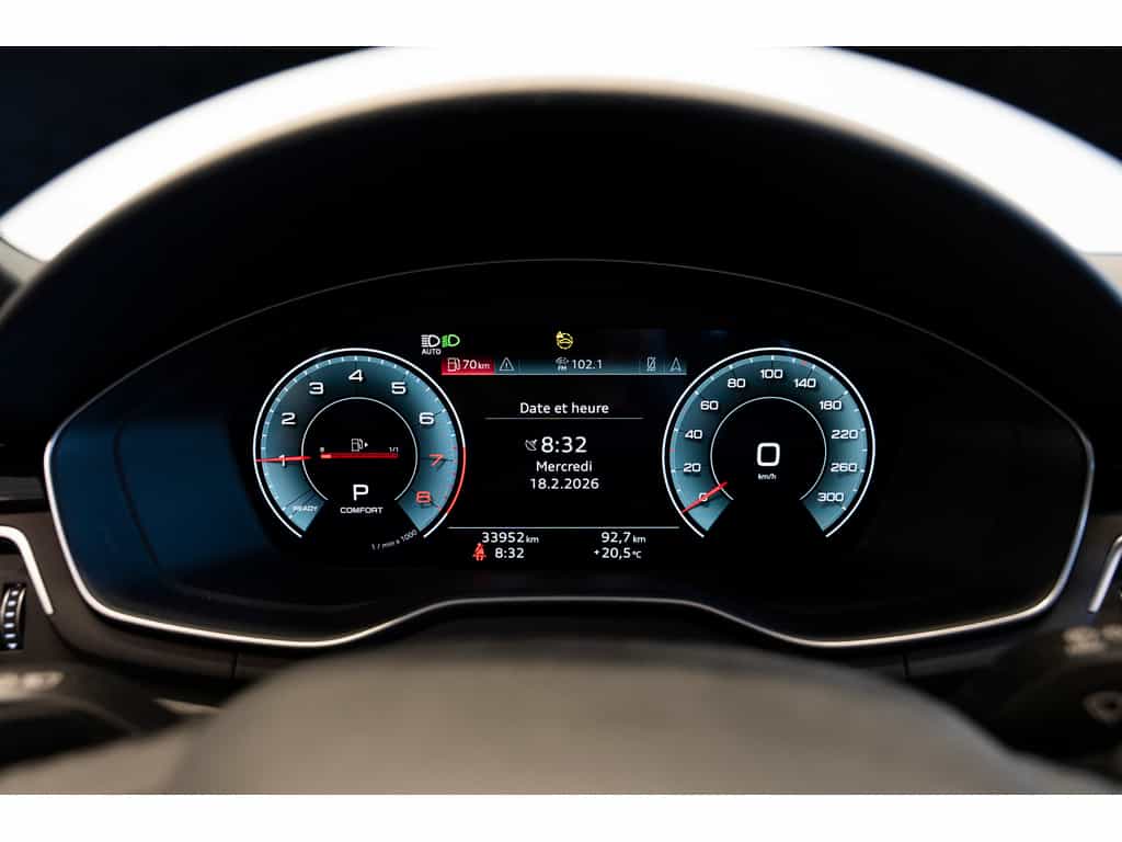 2022 Audi A5 45 Technik Comfort Interior Heads-up display - Image 20