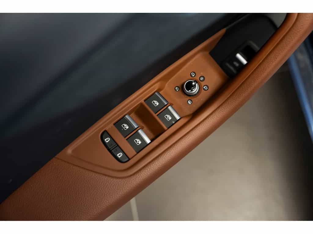 2022 Audi A5 45 Technik Comfort Interior Heads-up display - Image 27