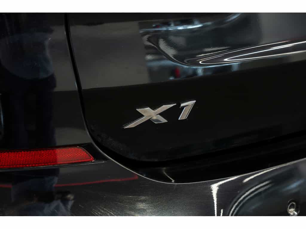 2020 BMW X1 xDrive28i - Image 13