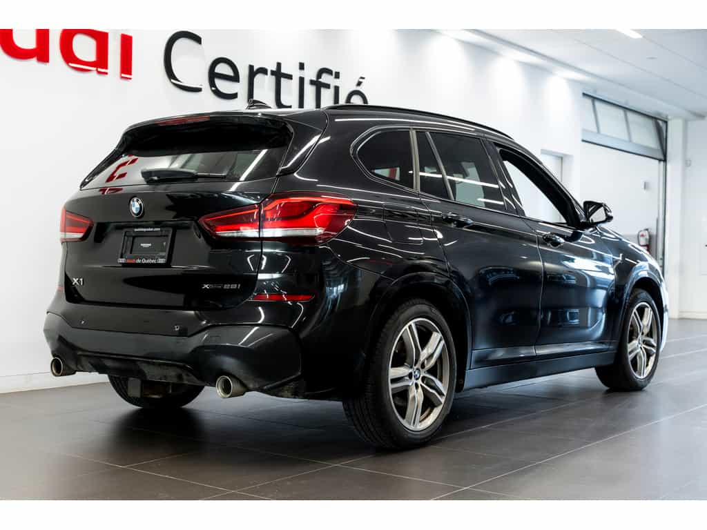 2020 BMW X1 xDrive28i - Image 11