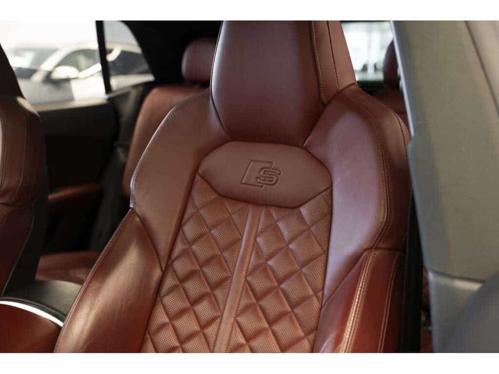 2022 Audi SQ8 V8 4.0L TFSI Black Optics - Image 15