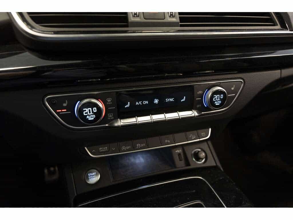 2022 Audi Q5 45 Progressiv Black Optics Toit panoramique - Image 29