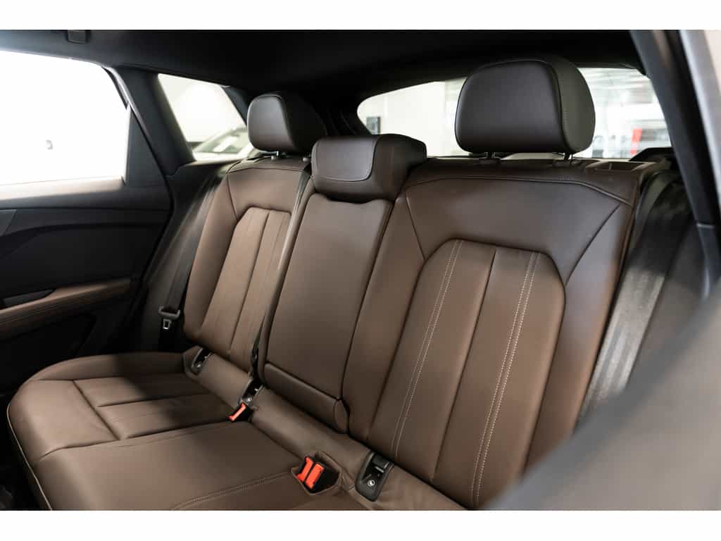 2024 Audi Q4 e-tron Base - Image 21