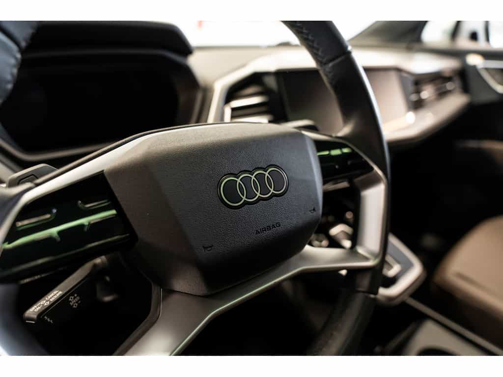 2024 Audi Q4 e-tron Base - Image 26