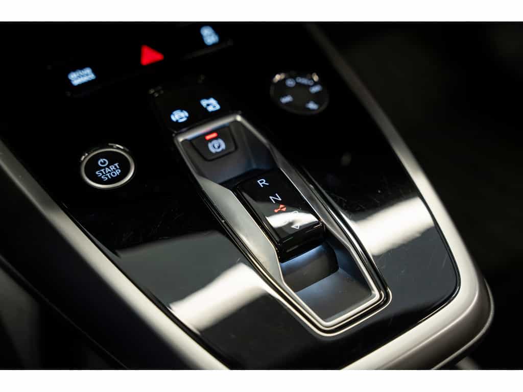 2024 Audi Q4 e-tron Base - Image 32