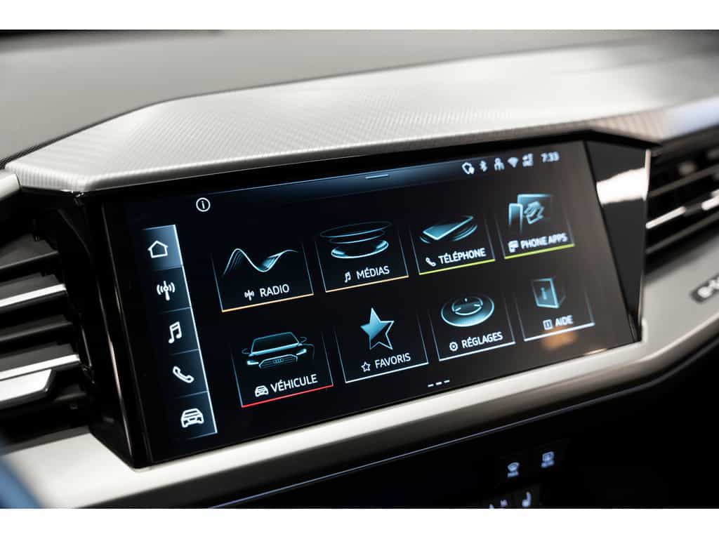 2024 Audi Q4 e-tron Base - Image 22