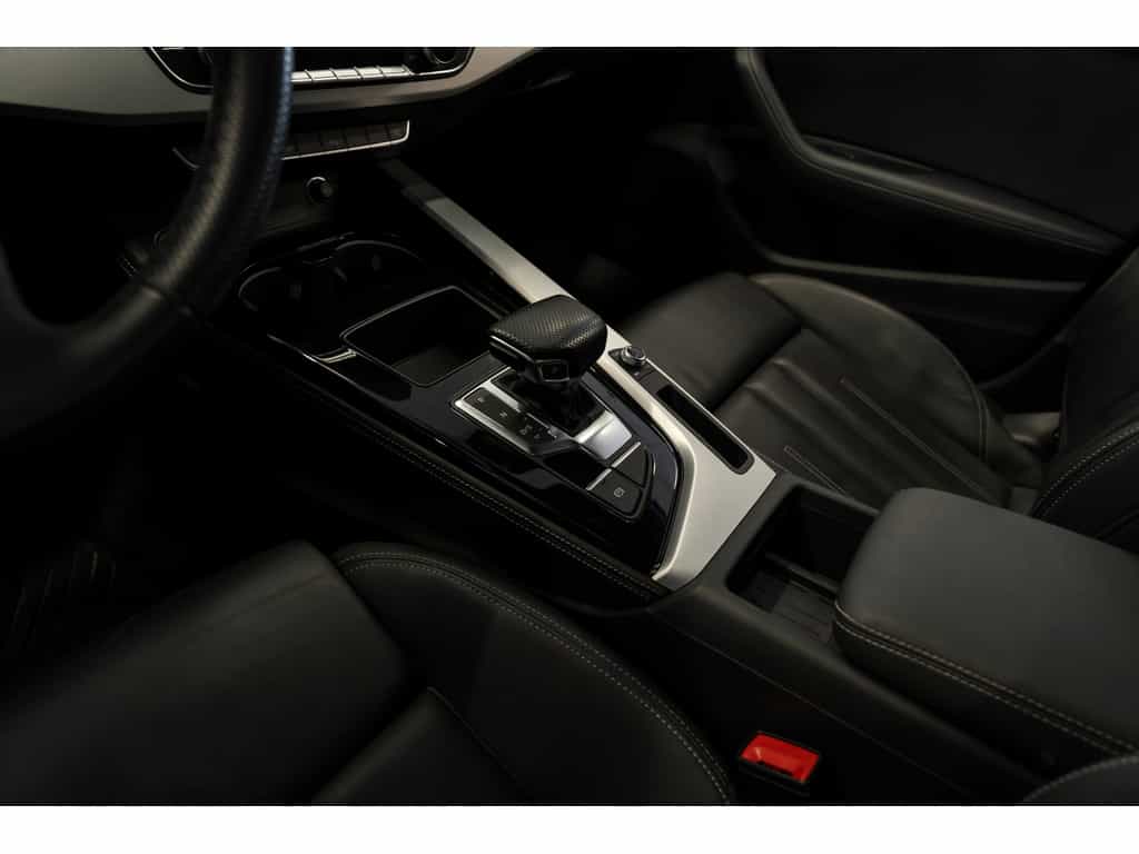 Image 19 Audi A4 Progressiv 45 Black Optics S-Line 2023