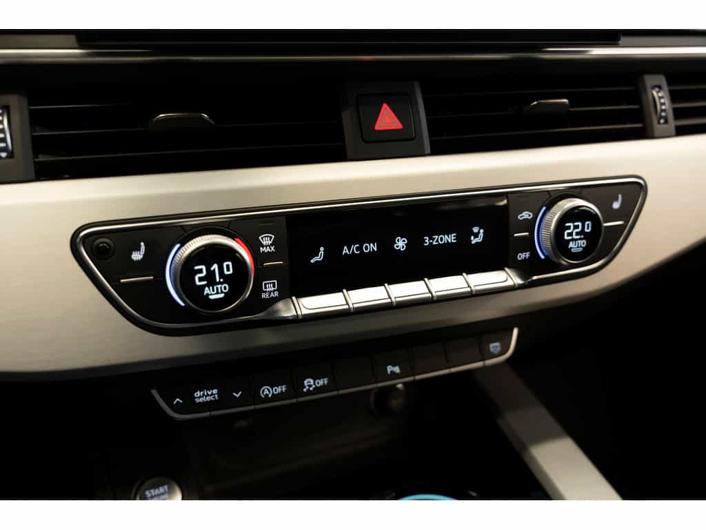 Image 22 Audi A4 Progressiv 45 Black Optics S-Line 2023