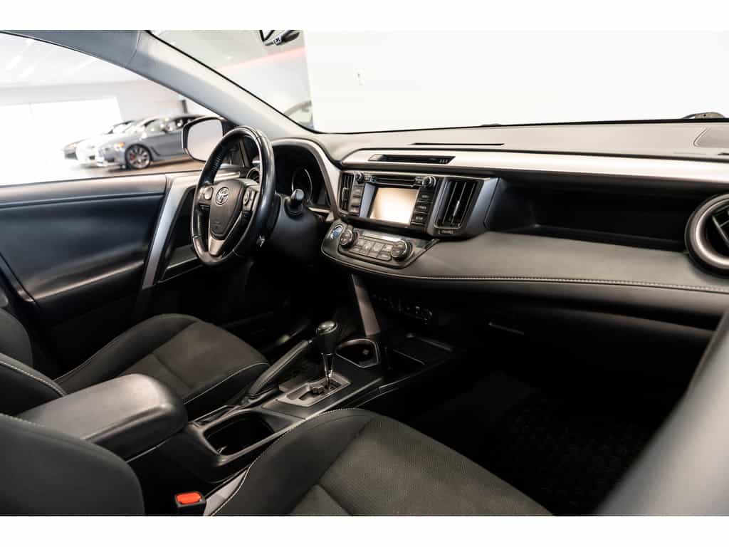 Image 6 Toyota RAV4 Hybrid Xle Awd 2017