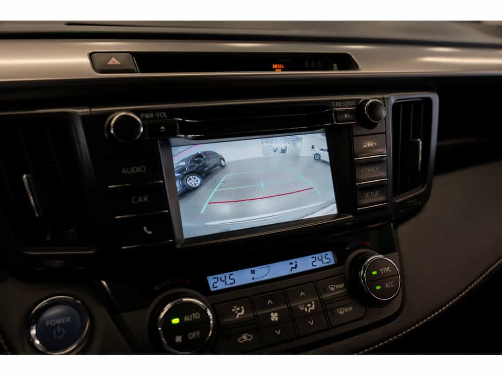 Image 19 Toyota RAV4 Hybrid Xle Awd 2017