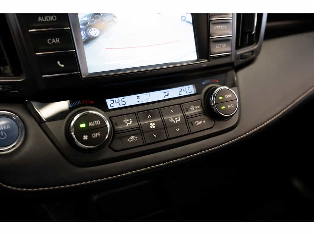 Image 20 Toyota RAV4 Hybrid Xle Awd 2017