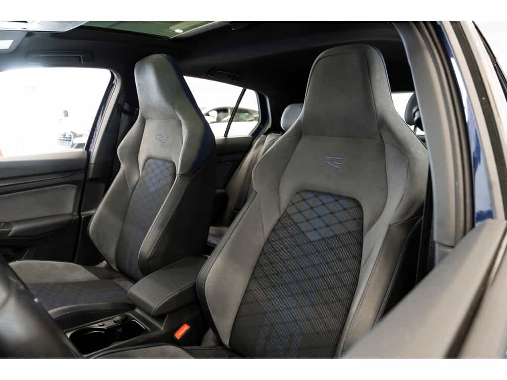 Image 14 Volkswagen Golf R Black Edition 2025