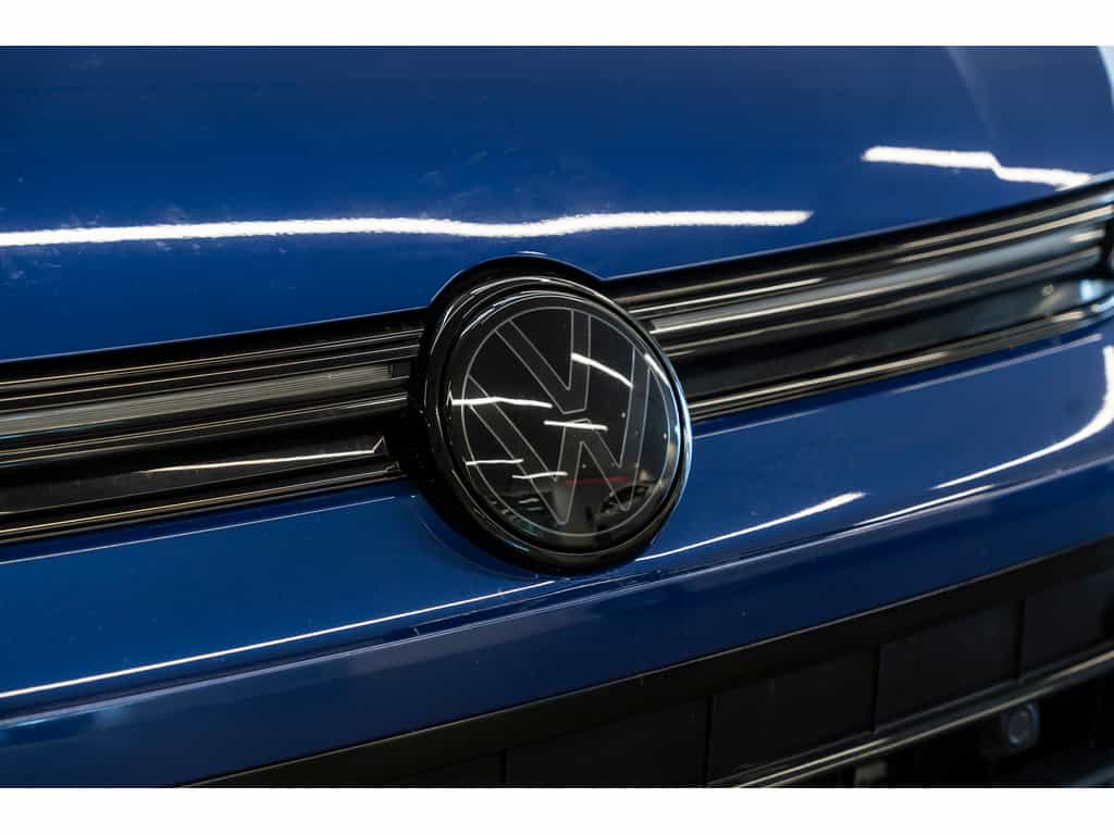 Image 23 Volkswagen Golf R Black Edition 2025