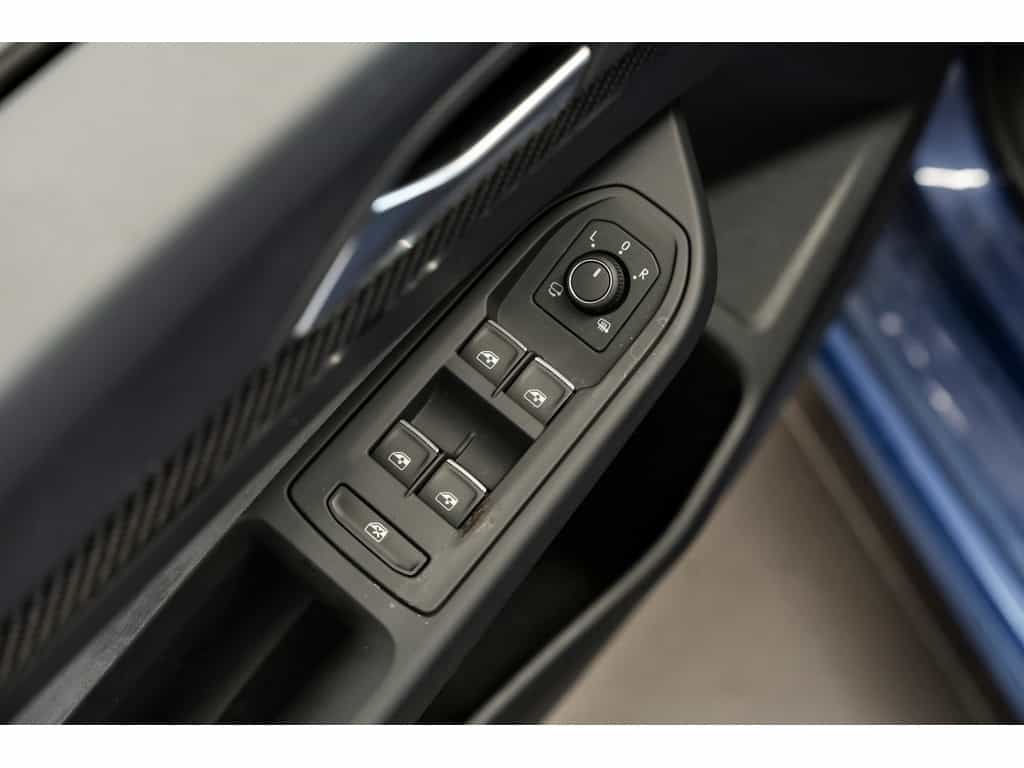 Image 24 Volkswagen Golf R Black Edition 2025