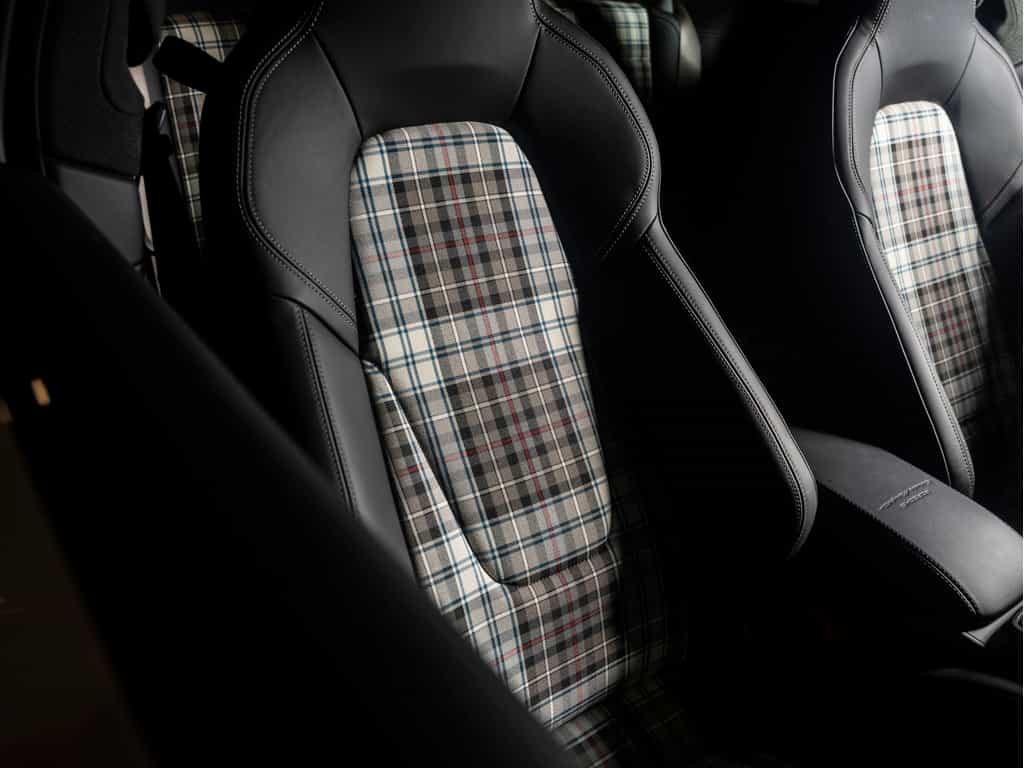 2025 Porsche 911 2025 911 Turbo 50th Anniversary - Image 7