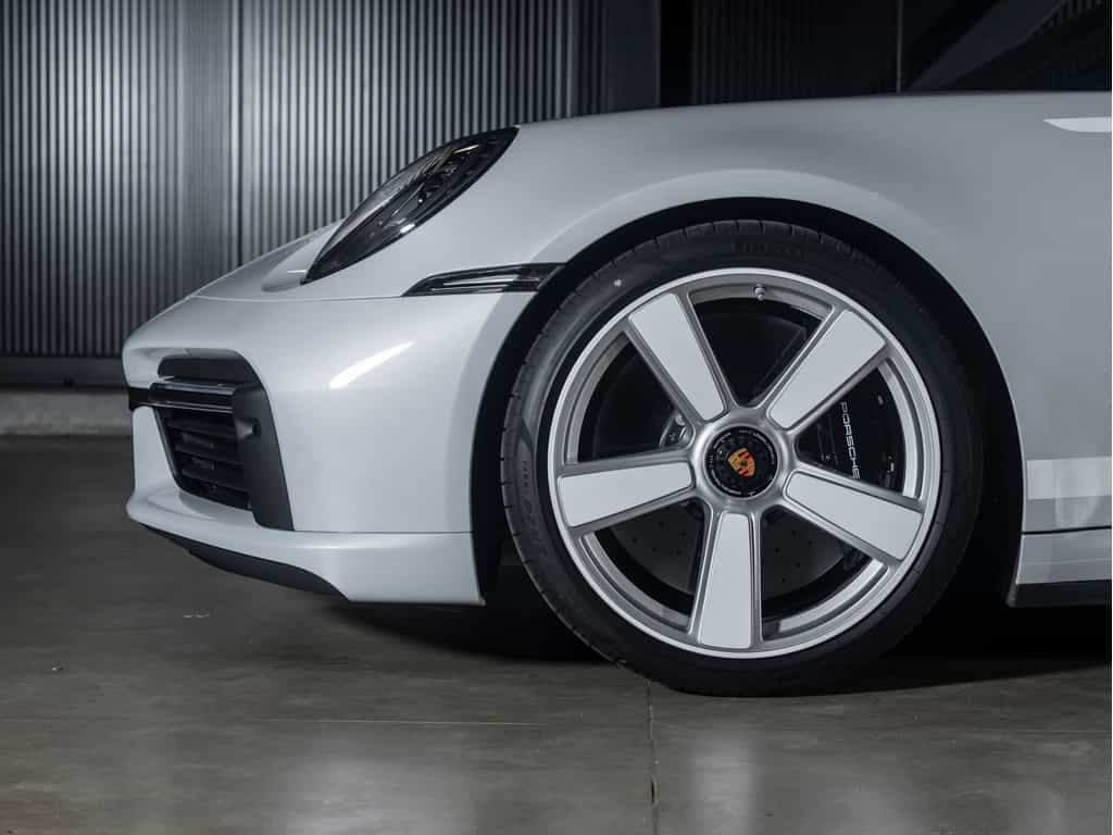 2025 Porsche 911 2025 911 Turbo 50th Anniversary - Image 15