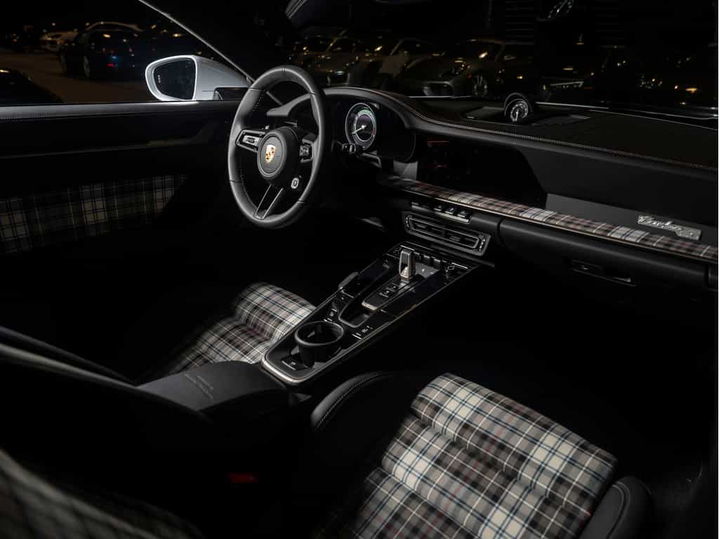 2025 Porsche 911 2025 911 Turbo 50th Anniversary - Image 24