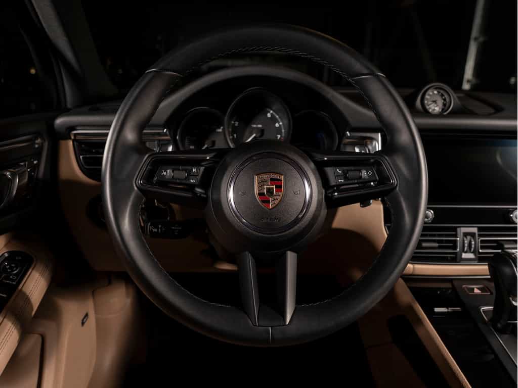 2025 Porsche Macan 2025 Macan - Certifié Porsche Approved - Image 6