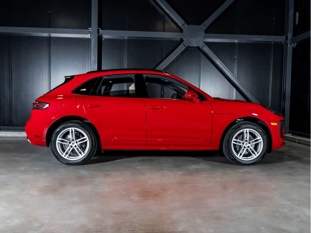 2025 Porsche Macan 2025 Macan - Certifié Porsche Approved - Image 10