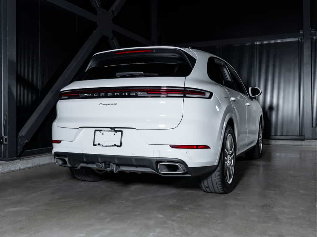 2025 Porsche Cayenne 2025 Cayenne - Certifié Porsche Approved - Image 3