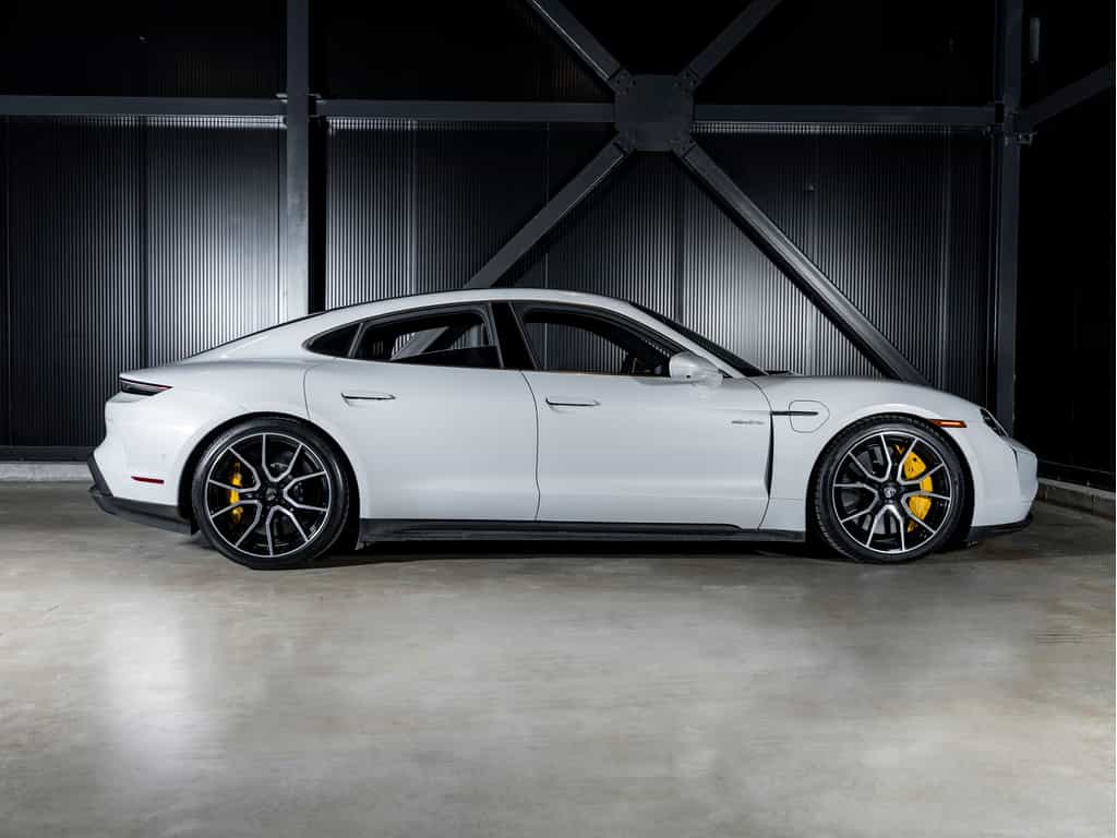 2025 Porsche Taycan 2025 Taycan Turbo S - Certifié Porsche Approved - Image 10