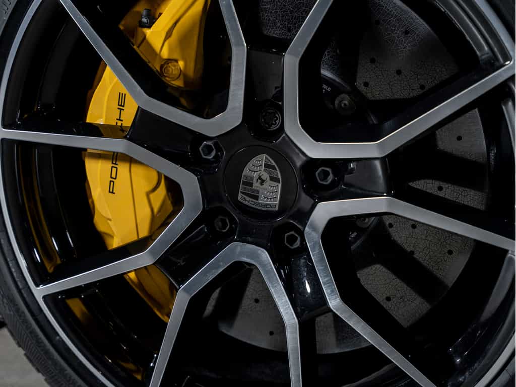 2025 Porsche Taycan 2025 Taycan Turbo S - Certifié Porsche Approved - Image 13