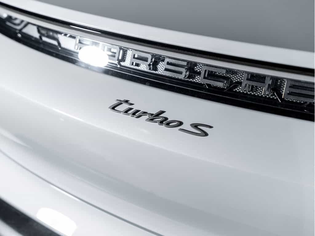 2025 Porsche Taycan 2025 Taycan Turbo S - Certifié Porsche Approved - Image 19