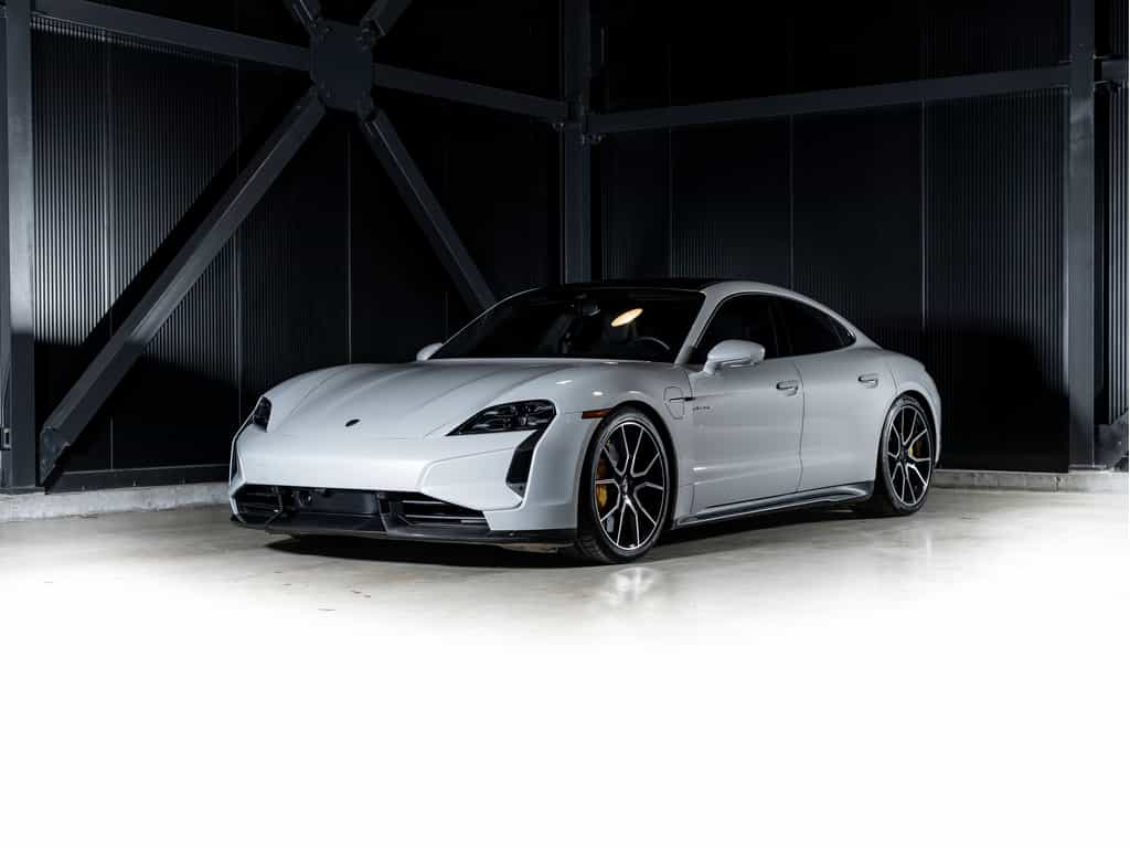 2025 Porsche Taycan 2025 Taycan Turbo S - Certifié Porsche Approved - Image 1