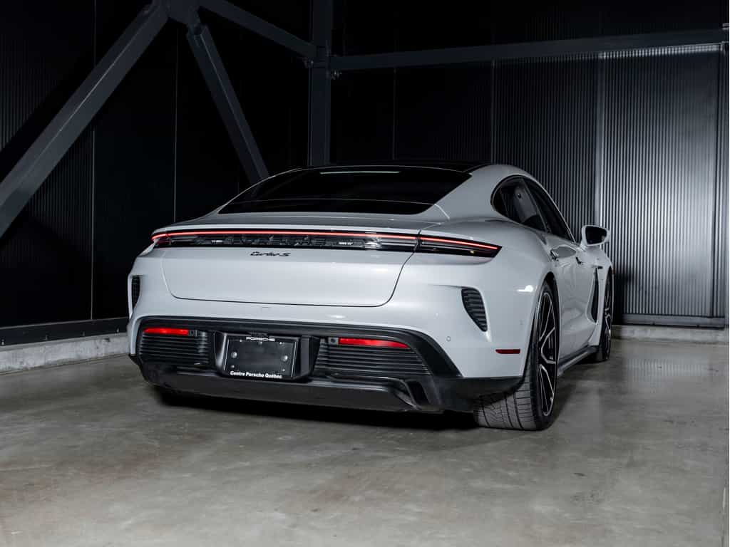 2025 Porsche Taycan 2025 Taycan Turbo S - Certifié Porsche Approved - Image 3