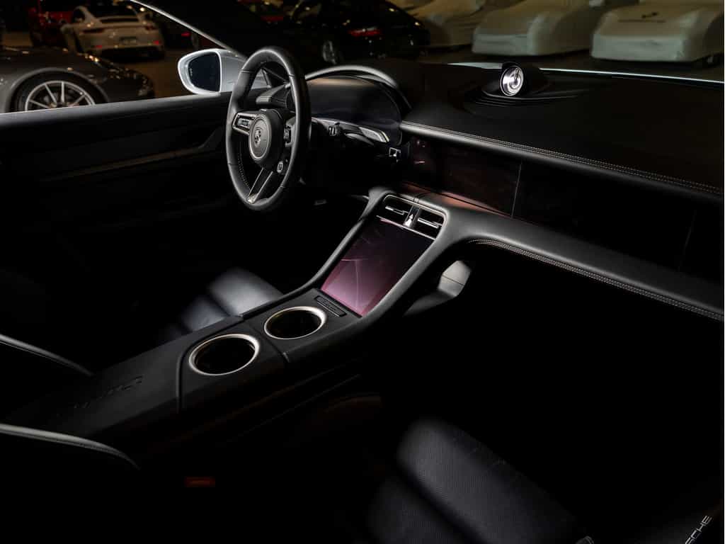 2025 Porsche Taycan 2025 Taycan Turbo S - Certifié Porsche Approved - Image 4