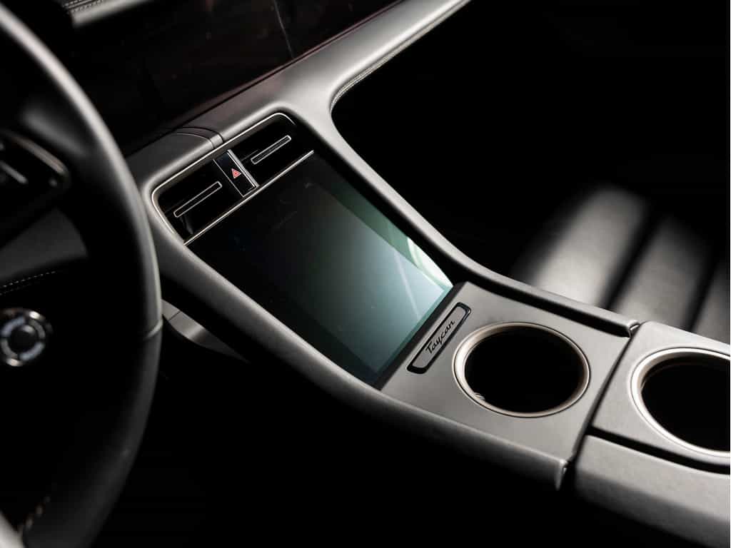 2025 Porsche Taycan 2025 Taycan Turbo S - Certifié Porsche Approved - Image 24