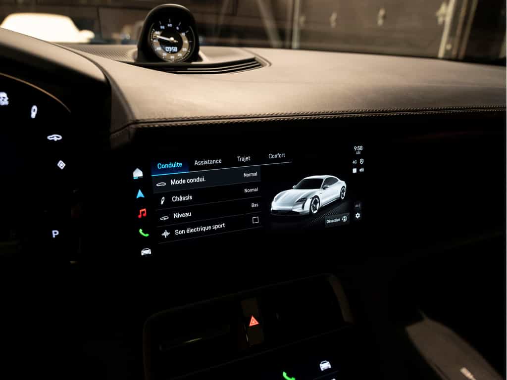 2025 Porsche Taycan 2025 Taycan Turbo S - Certifié Porsche Approved - Image 26