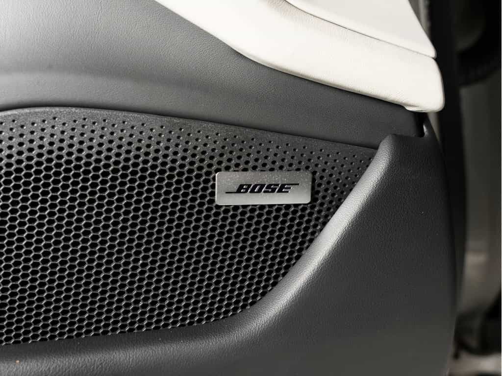 2022 Porsche Taycan 2022 Taycan 4S Cross Turismo - Image 7