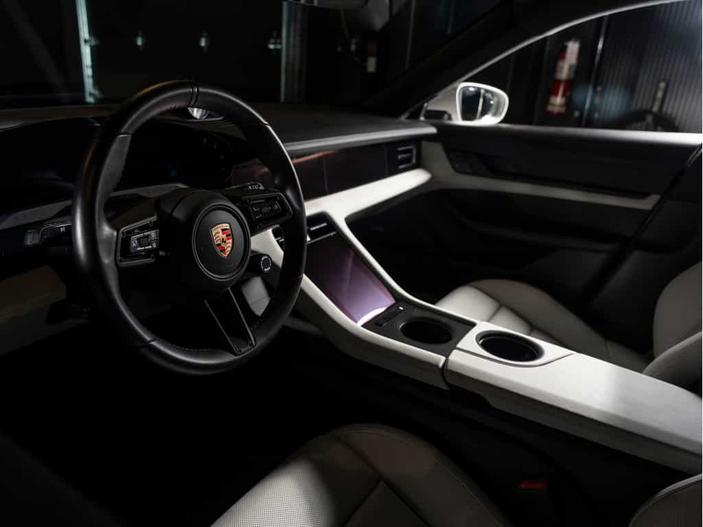 2022 Porsche Taycan 2022 Taycan 4S Cross Turismo - Image 20