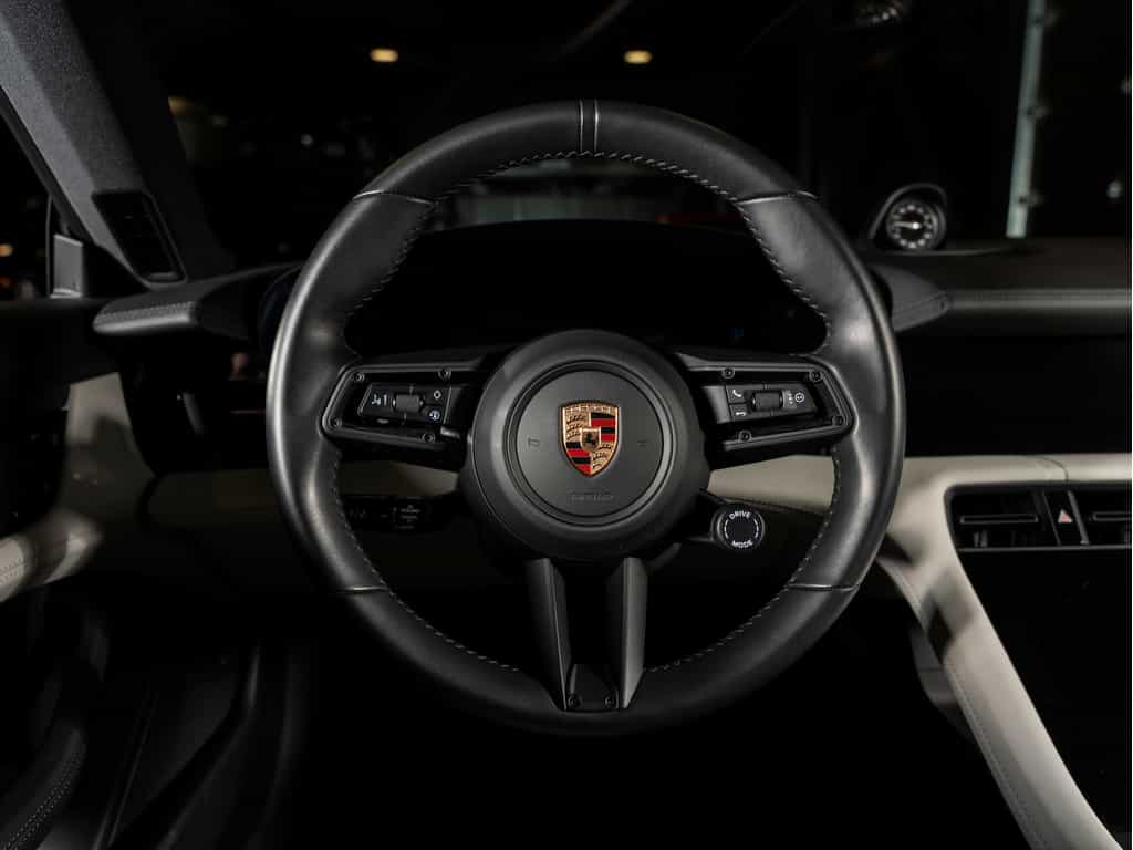 2022 Porsche Taycan 2022 Taycan 4S Cross Turismo - Image 21