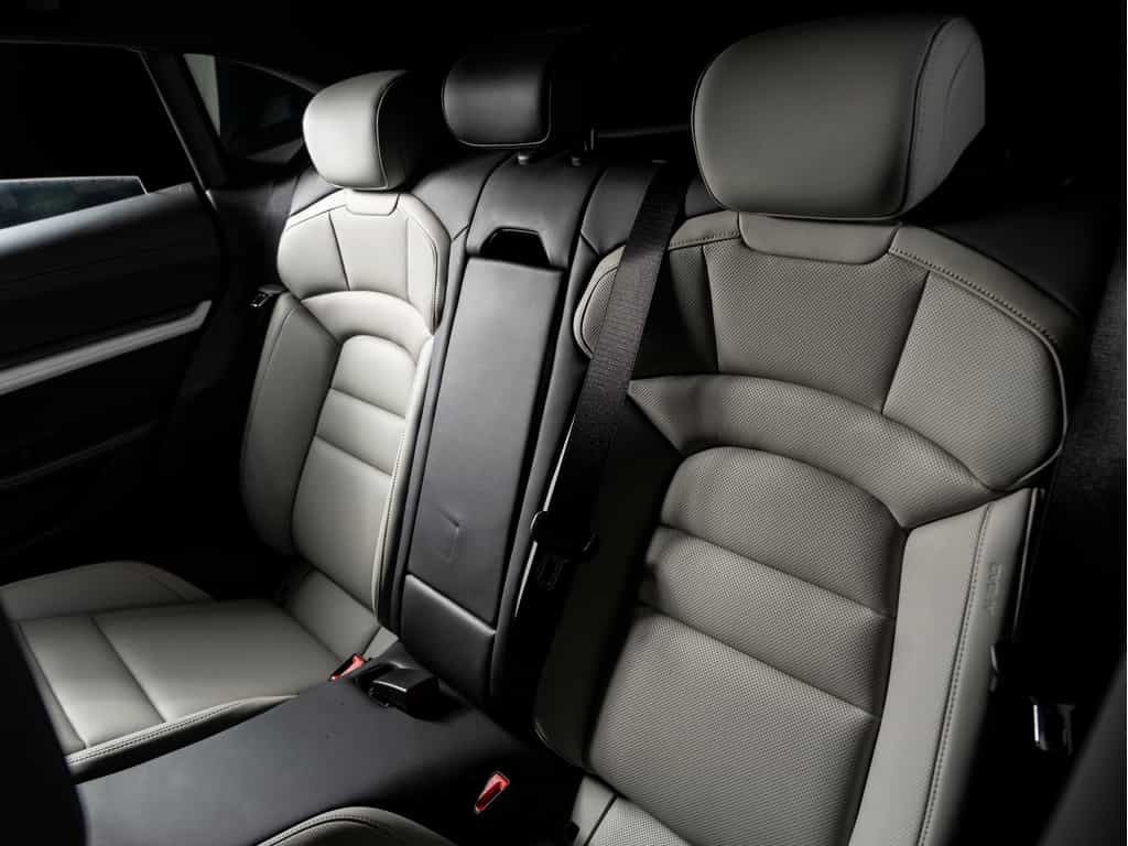 2022 Porsche Taycan 2022 Taycan 4S Cross Turismo - Image 22