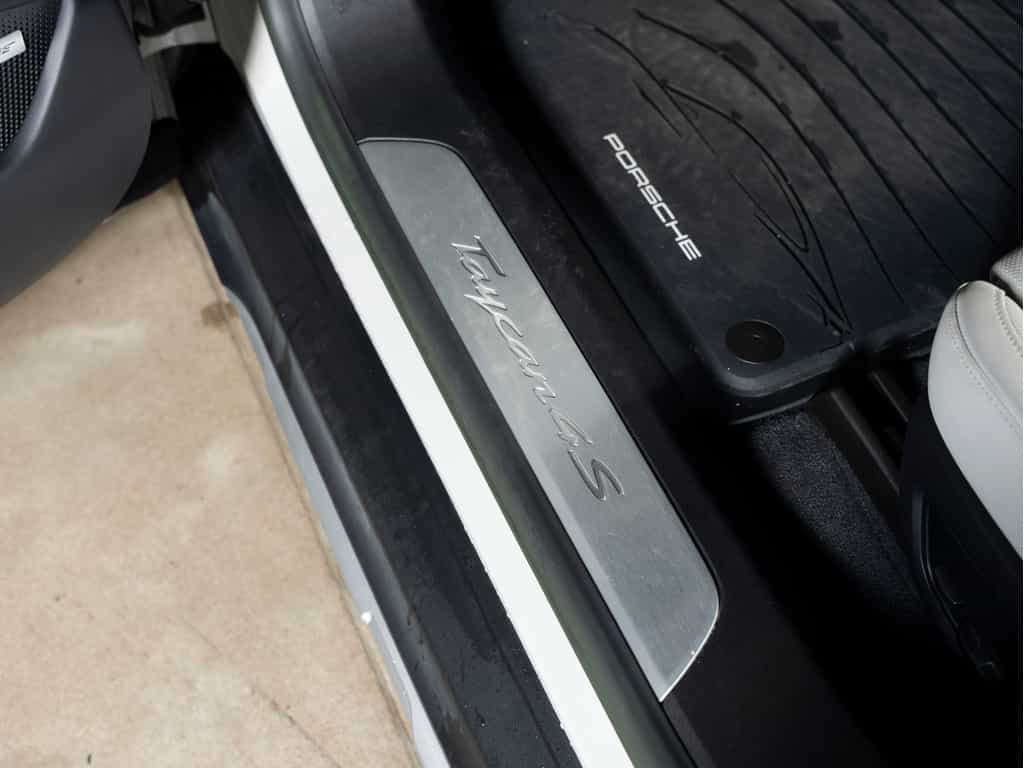 2022 Porsche Taycan 2022 Taycan 4S Cross Turismo - Image 26