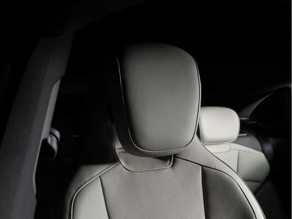 2022 Porsche Taycan 2022 Taycan 4S Cross Turismo - Image 31