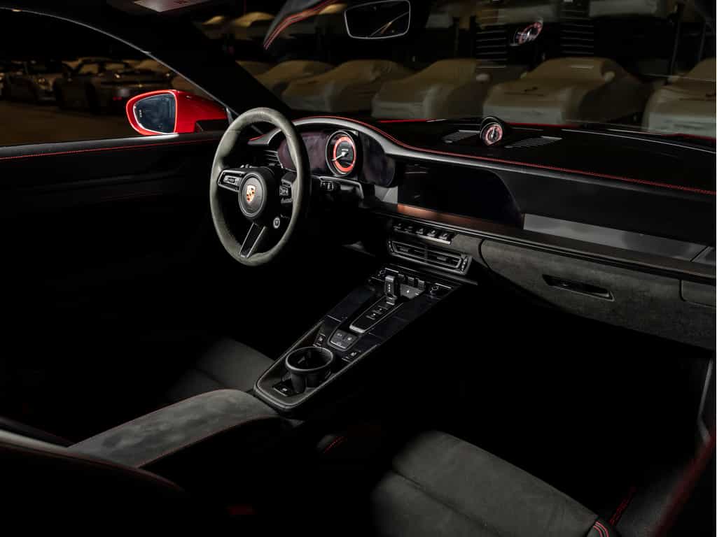 2022 Porsche 911 2022 911 Carrera GTS - Certifié Porsche Approved - Image 4