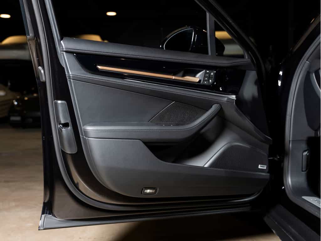 2024 Porsche Panamera 2024 Panamera 4 - Certifié Porsche Approved - Image 6