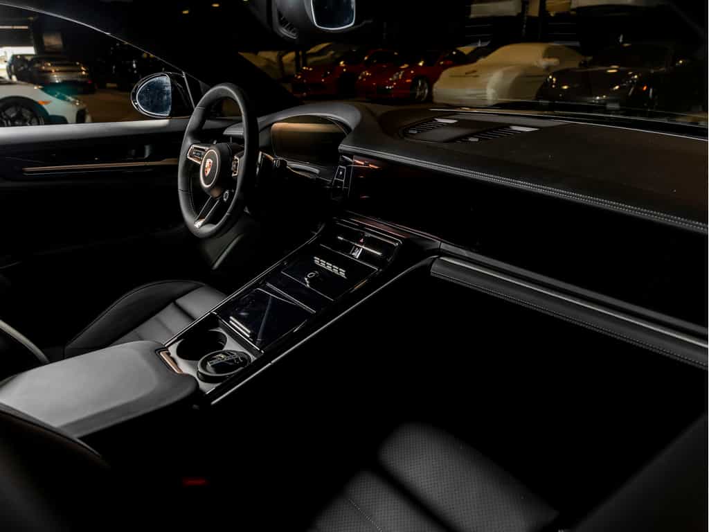 2024 Porsche Panamera 2024 Panamera 4 - Certifié Porsche Approved - Image 20