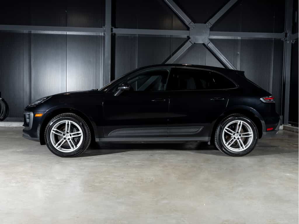 2022 Porsche Macan 2022 Macan - Certifié Porsche Approved - Image 2